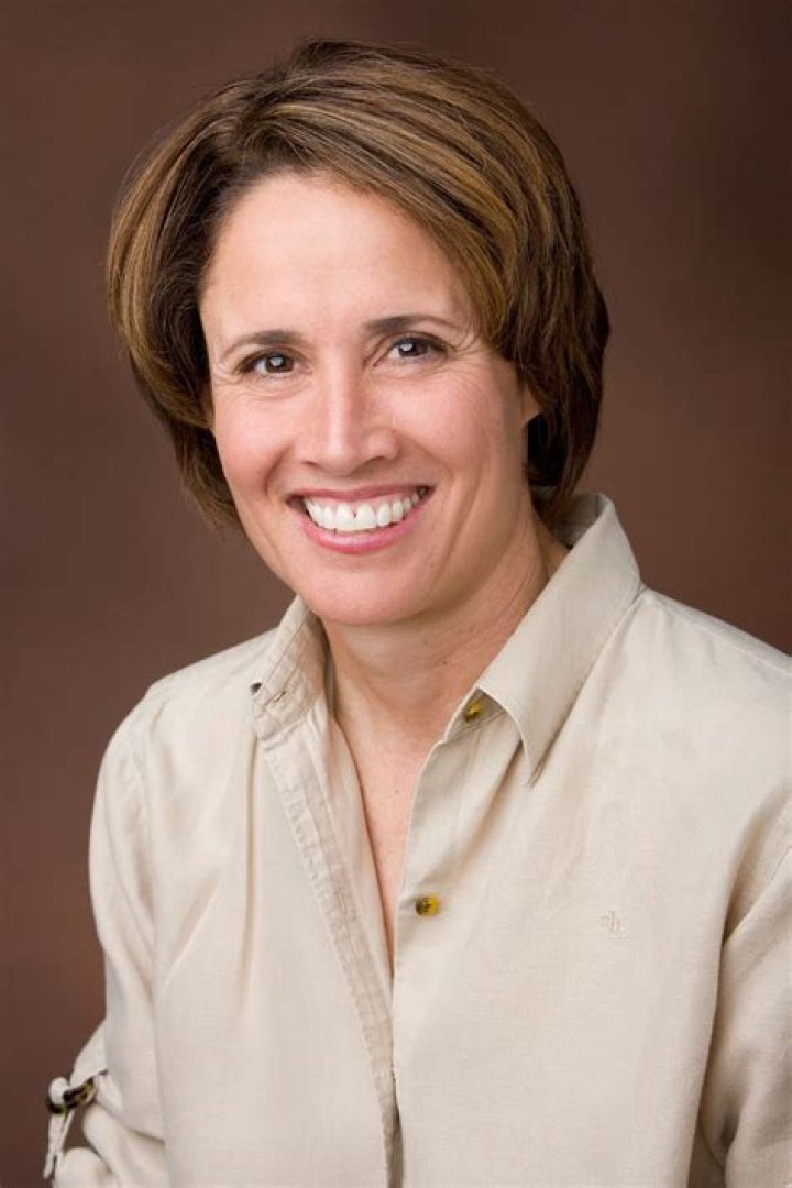 Mary Carillo Bio, Age, Net Worth, Height, Divorce, Career, Facts