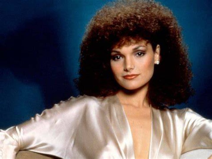Mary Elizabeth Mastrantonio image