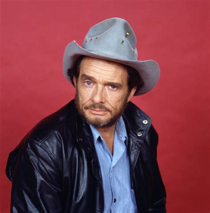 Merle Haggard's Oldest Daughter, Dana, Has Died