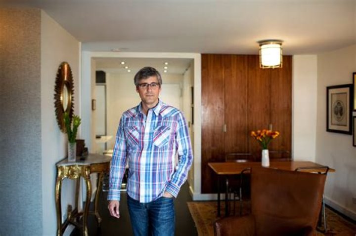 Mo Rocca At Home in Greenwich Village The New York Times