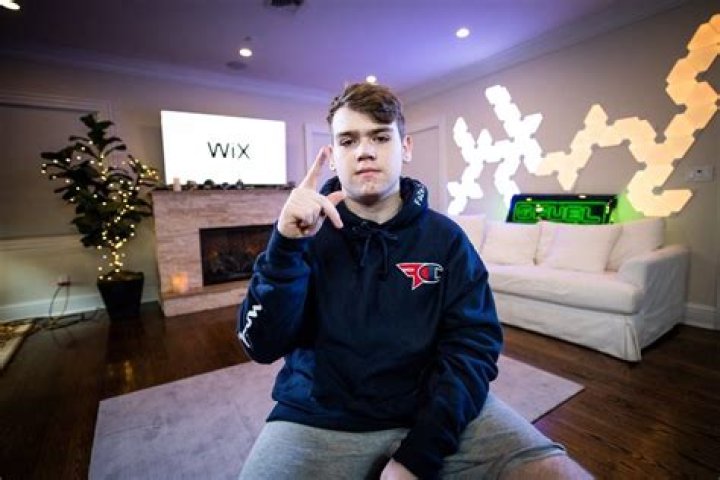 Mongraal's Profile, Net Worth, Age, Height, Relationships, FAQs