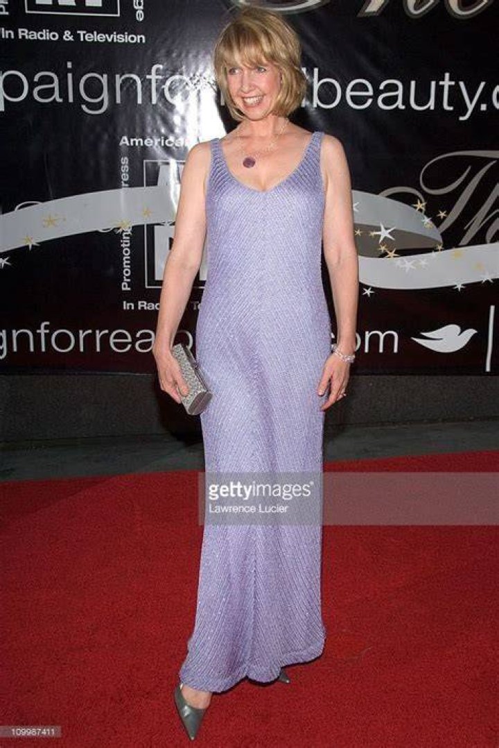 Naked Truth Of Monica Horan Net Worth, Height, Family