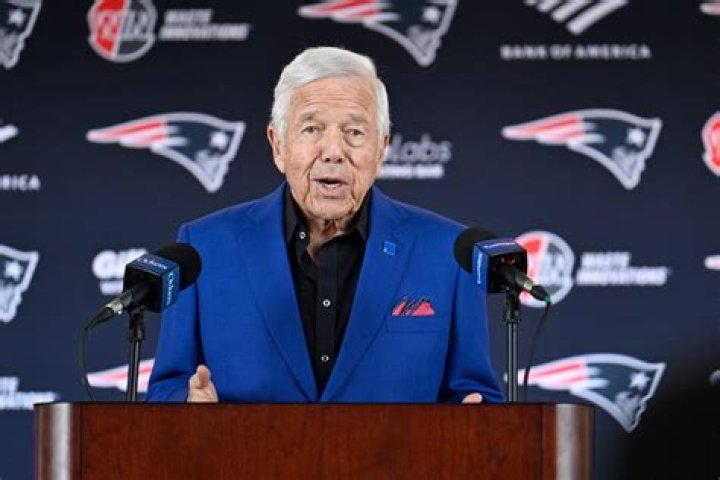 New England Patriots owner Robert Kraft married Dr. Dana Blumberg