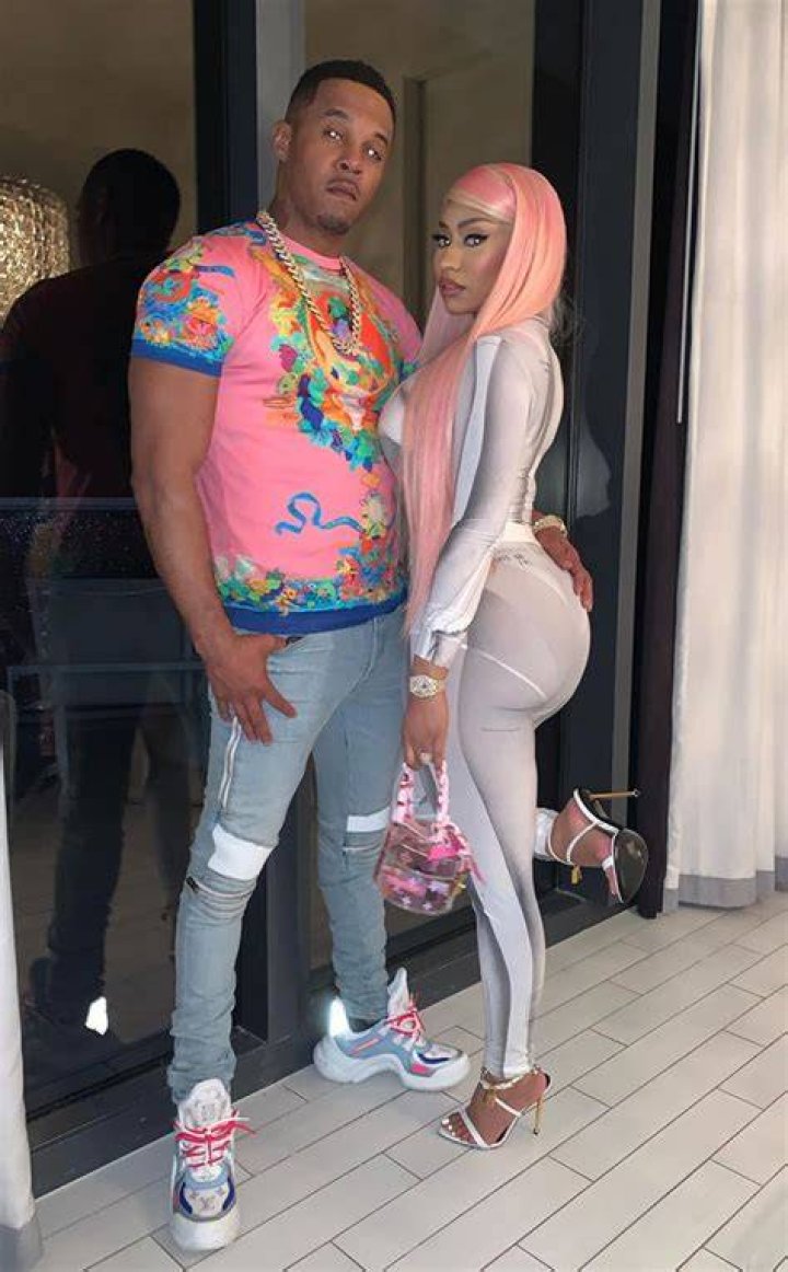 Nicki Minaj Sizzles in Miami at 1st Public Appearance in Over a Month