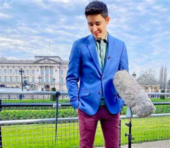 Omid Scobie Wiki [Author], Bio, Age, Height, Girlfriend, Net Worth, Family