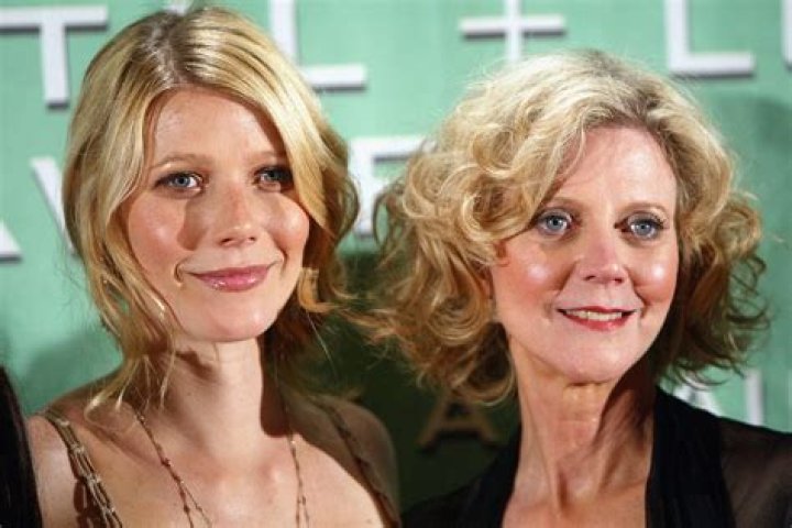 Paltrow gave her mom Blythe Danner a big hug after watching