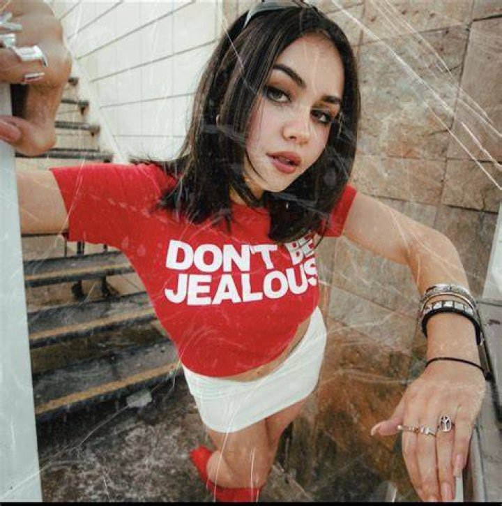 Pin on Yummy celebs