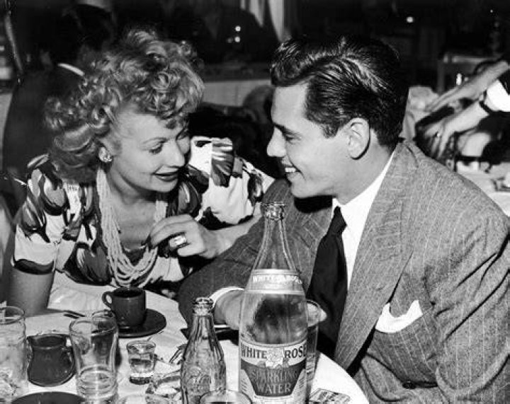 Recordamos el estilo de Desi Arnaz el latino de Hollywood GQ M&eacute;xico