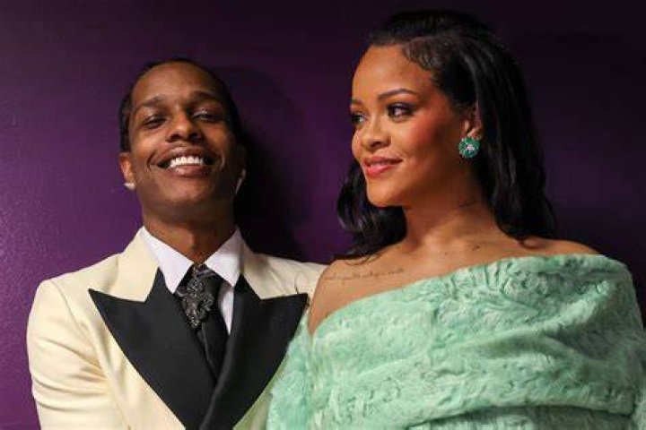 Rihanna y AAP Rocky nos presentan a su segundo beb&eacute; (y tenemos el