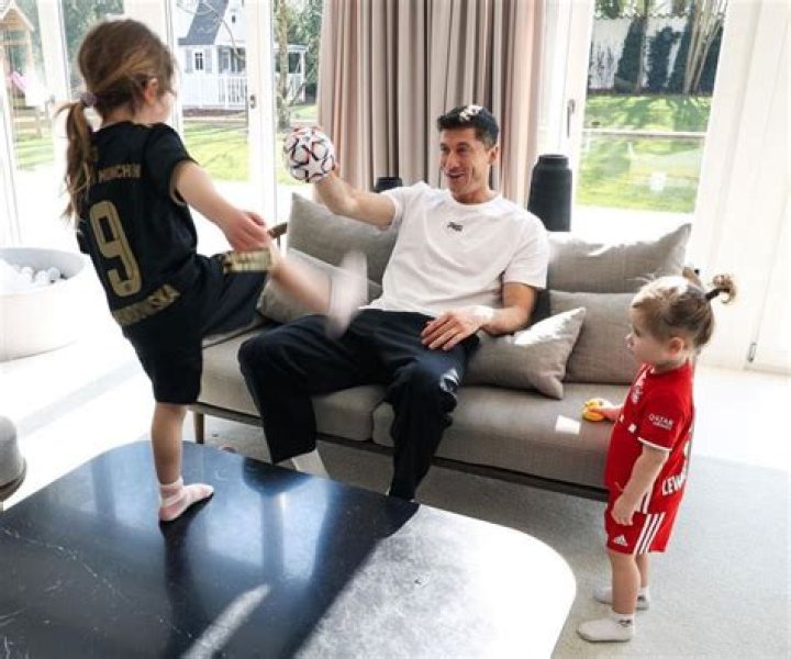 Robert Lewandowski Brother: Unraveling The Family History