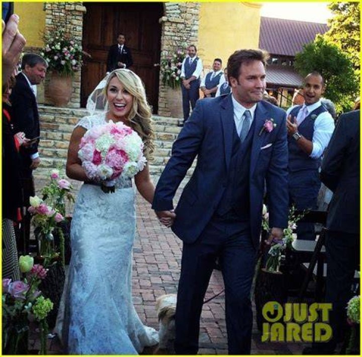 Scott Porter Marries Kelsey Mayfield! Us Weekly