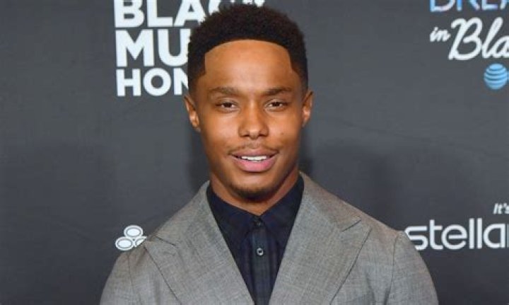 Singer Avery Wilson comes out as bisexual