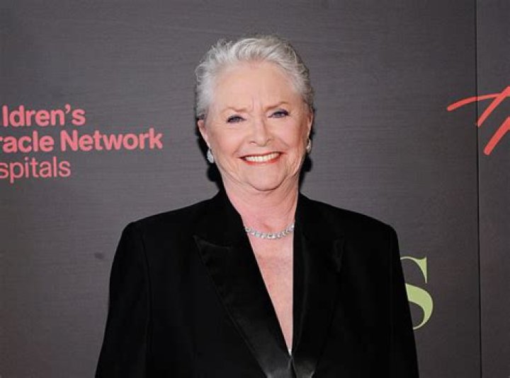 Susan Flannery Net Worth (2020 Update)