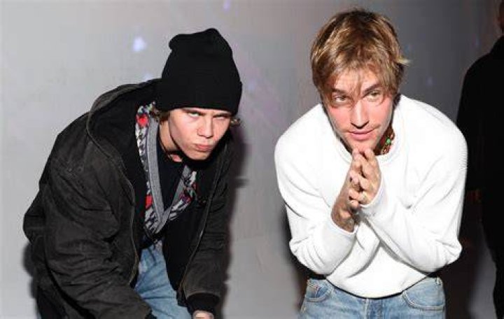 The Kid LAROI, Justin Bieber Stay (Lyrics) YouTube