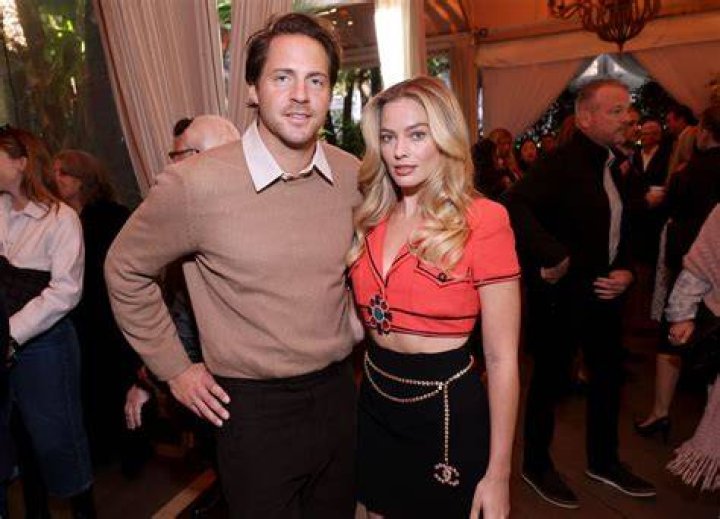 Tom Ackerley, el discreto marido (y socio) de Margot Robbie que
