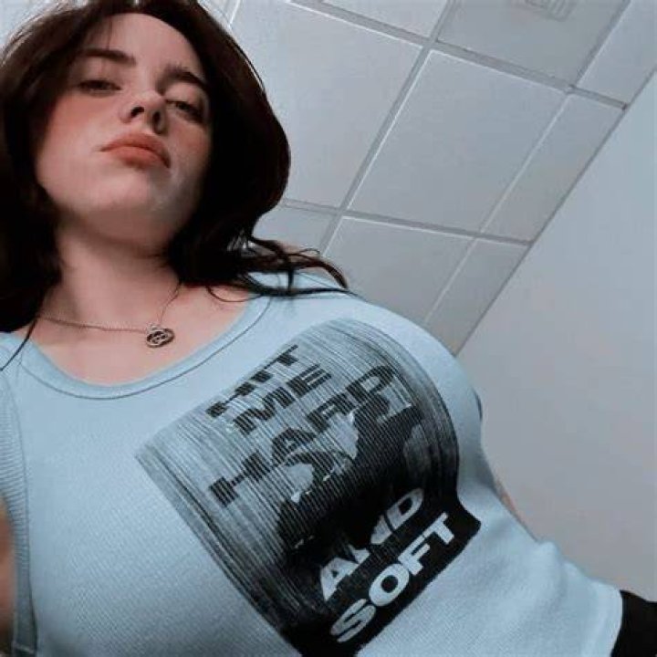 TOP Billie Eilish boobs photos See and Save diply