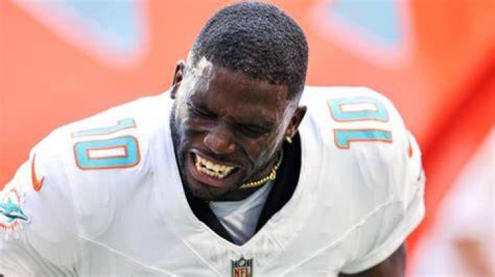 Tyreek Hill 'married to longtime partner Keeta Vaccaro' as Dolphins