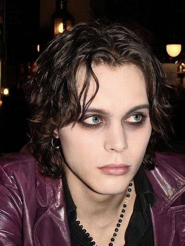 Ville Valo Ville valo, Ville, Singer