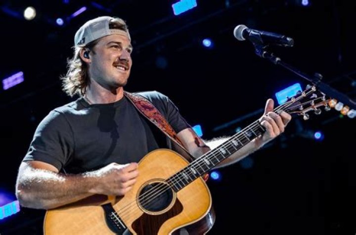 Wallen Rebounds for Sixth Week at No. 1 on Artist 100 Chart