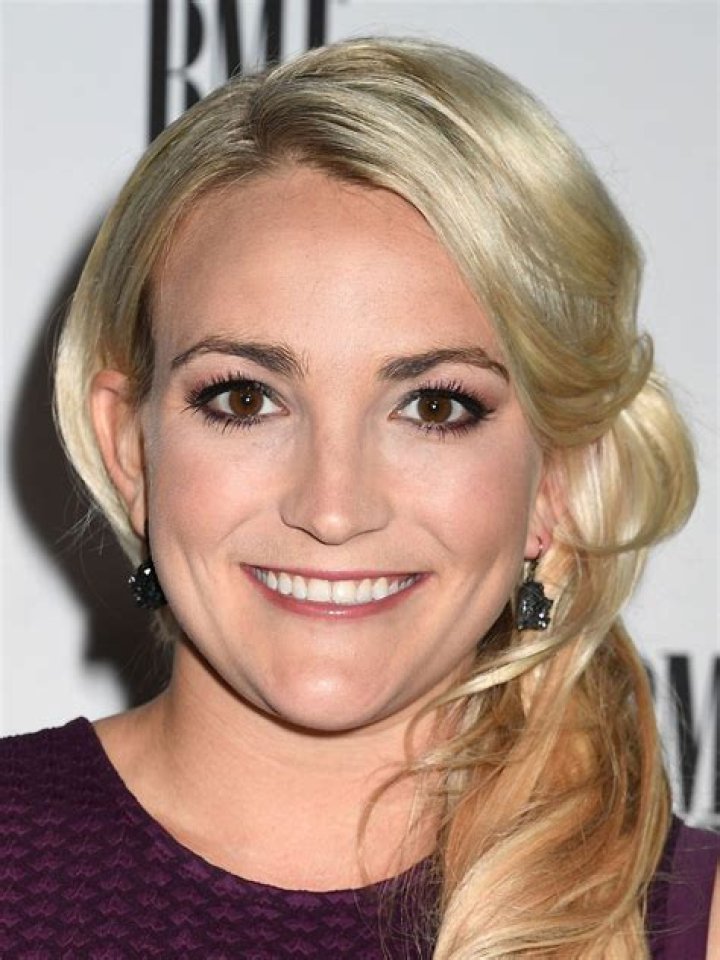 Who Is Jamie Lynn Spears' Husband? All About Jamie Watson