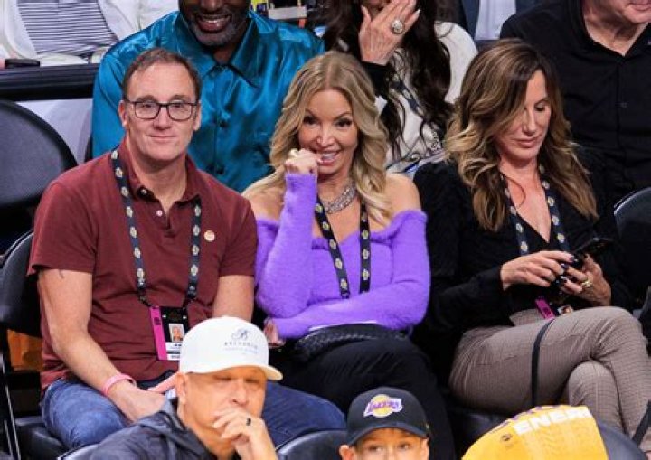 Who Is Jeanie Buss & How Much Is She Worth? This Is The Lakers