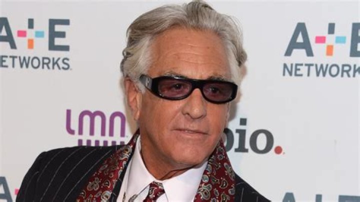 Why Did Barry Leave Storage Wars? Celebrity Wiki, Informations & Facts