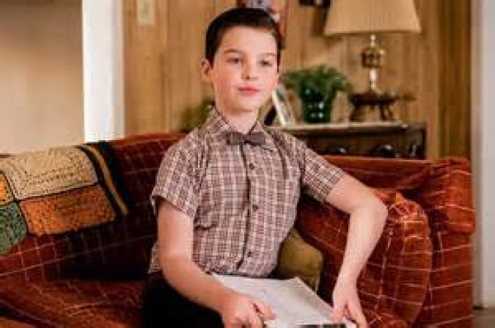 Young Sheldon Star Iain Armitage Gifted Jim Parsons An Ant Farm